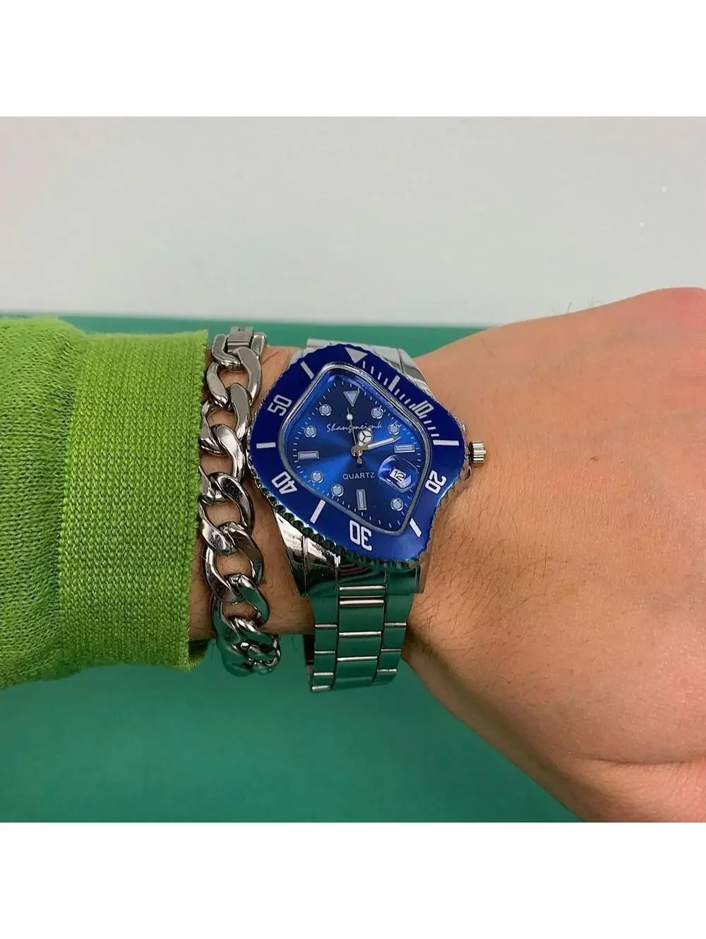 N/A #watch #y2k